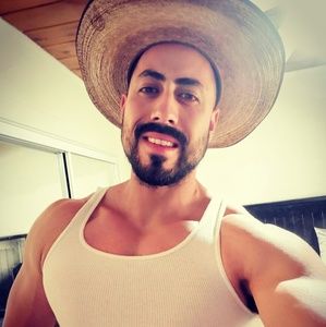 Meet your Posher, Sergio